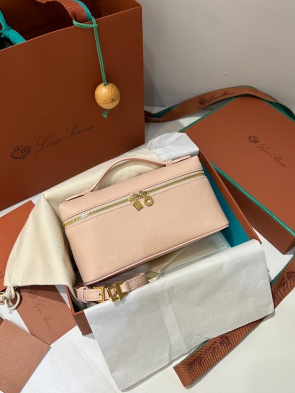 Loro Piana Extra Pocket L19 Pink